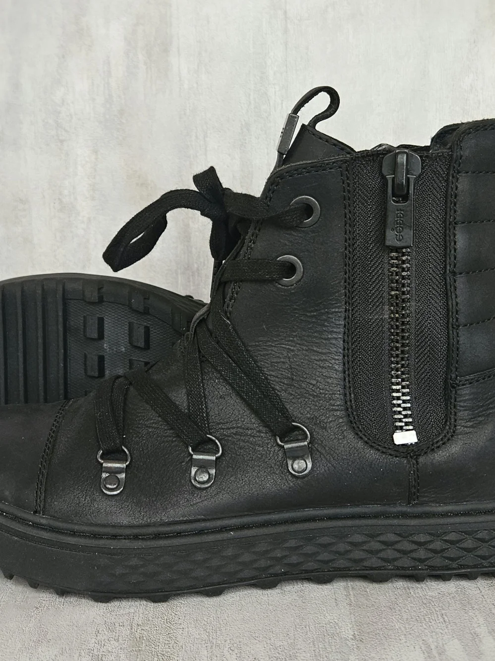 CODDI 2 Black Leather Sneaker Boots Mens 8 Womens 9.5 Dual Zip Like New